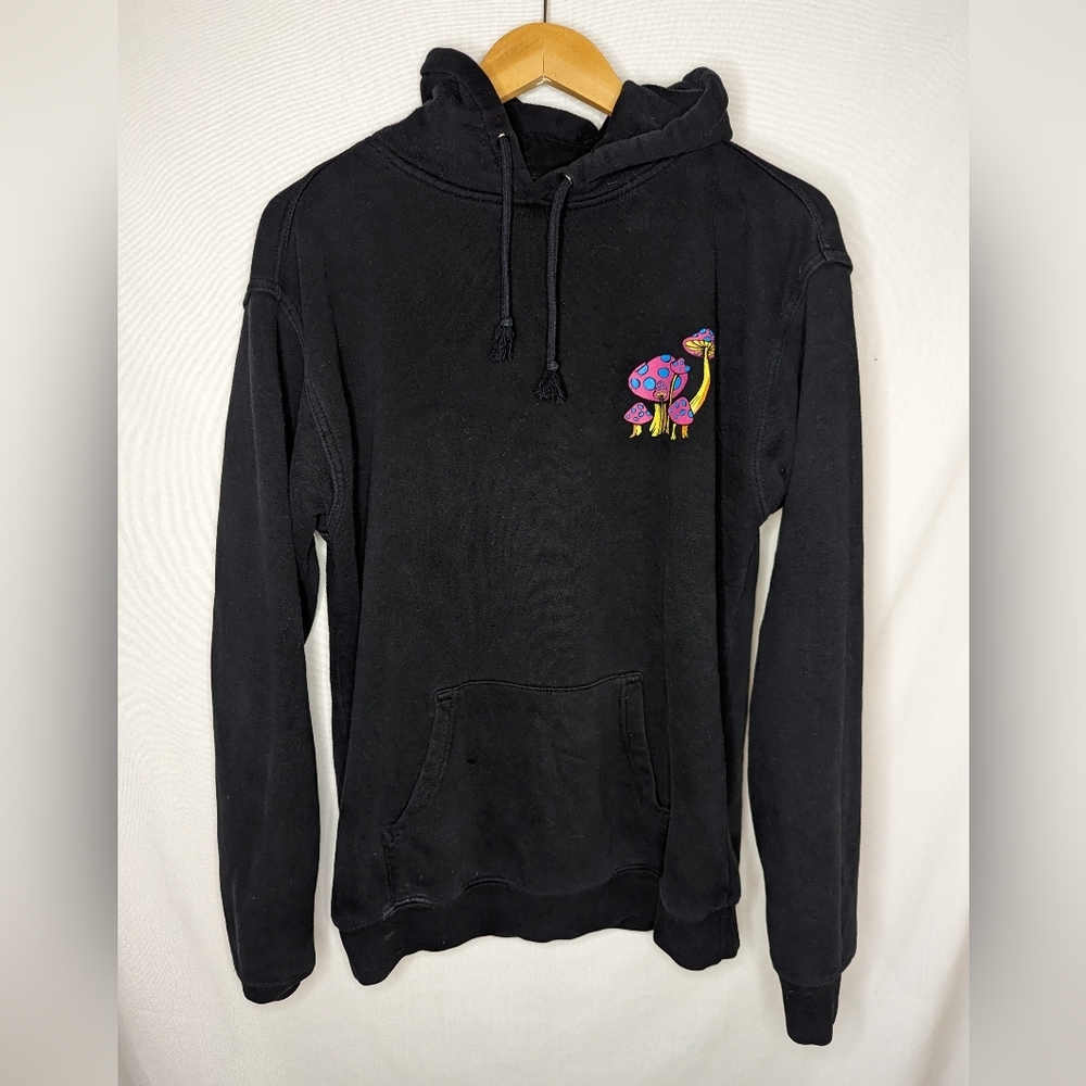 A-Lab Hoodie Magic Mushroom Black Pullover Graphic Sweatshirt Psychedelic Small